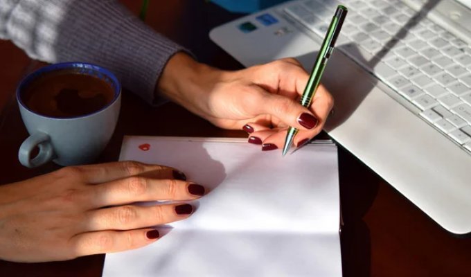 Why Left-Handers' Brains Are Wired Differently—And What Fencing and Evolution Have to Do with It (13 photos)