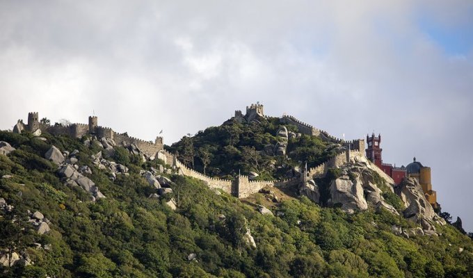 Замок мавров в Португалии (27 фото)