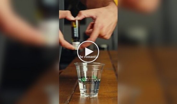 Coffee in pocket nitrogen cartridges