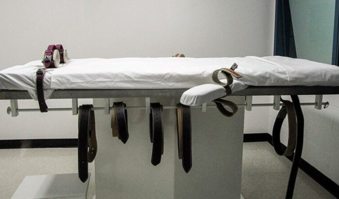 В США решили возобновить смертную казнь для женщин на федеральном уровне (4 фото)