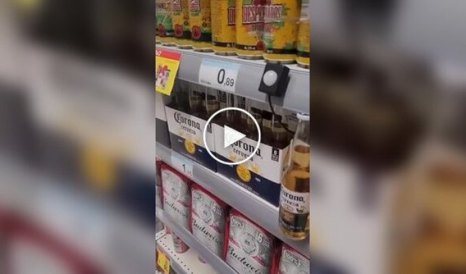 In Madrid they came up with special talking robots that “sell” beer