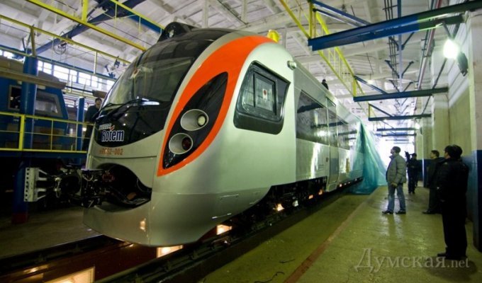 Поезд «Интерсити» из Киева в Одессу загорелся на ходу
