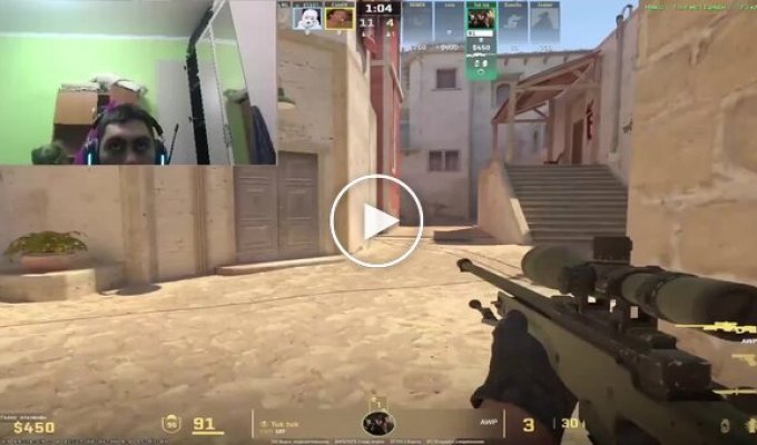 Шкаф упал на геймера ., Видео, Стример, внезапно, падение, стрим, шкаф