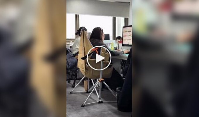 Необычное кресло-качалка