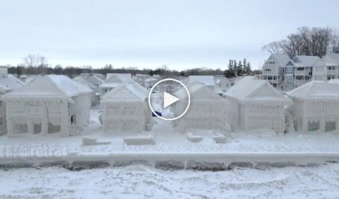 Houses in the Canadian province of Ontario near Lake Erie, where a severe winter storm recently passed