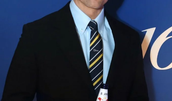 Роберт Паттинсон стал лицом рекламной кампании 1664 Blanc (8 фото + видео)