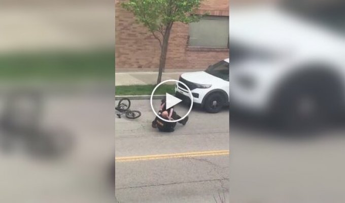 В Огайо полицейский упустил подозреваемого