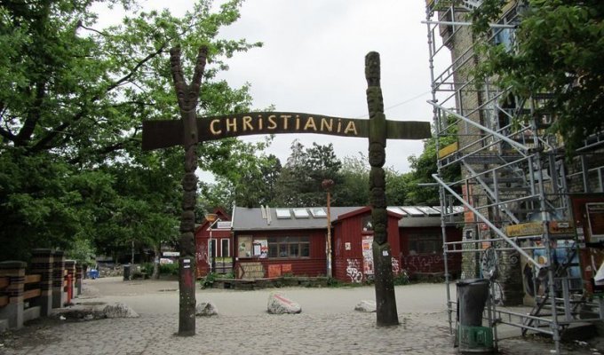 Свободный город Христиания, основанный хиппи (12 фото)