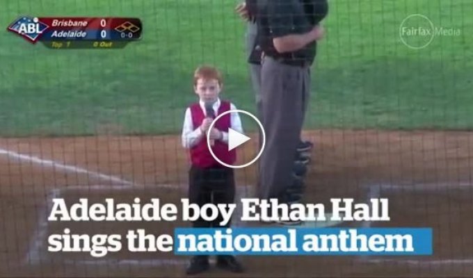 Невзирая на икоту мальчик спел национальный гимн Австралии