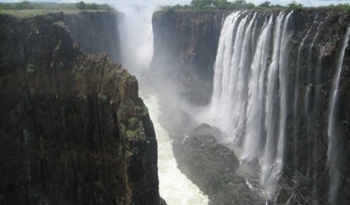15 Самых поразительных водопадов в мире (16 фото)