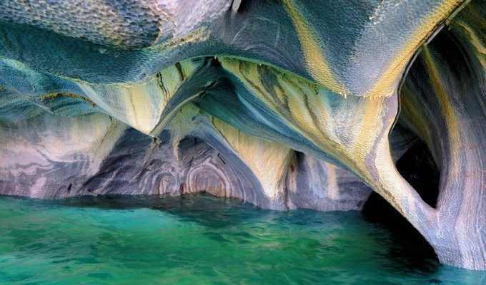 Чили. Мраморные пещеры озера Хенераль Каррера (27 фото)