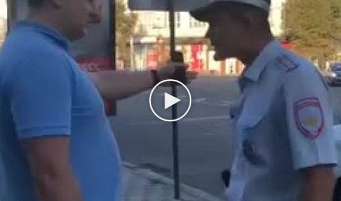 Гаишник-нарушитель сбежал от бдительного гражданина в центре Воронежа