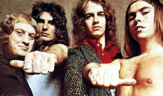 Барабанщика рок-группы уволили через интернет после 57 лет сотрудничества (1 фото)