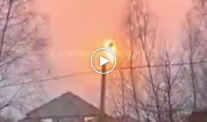 A selection of videos of rocket attacks, shelling in Ukraine. Issue 66