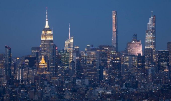 У Нью-Йорку добудували The Brooklyn Tower (7 фото)