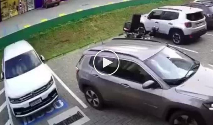 Чур мое!: эпичная авария на парковке