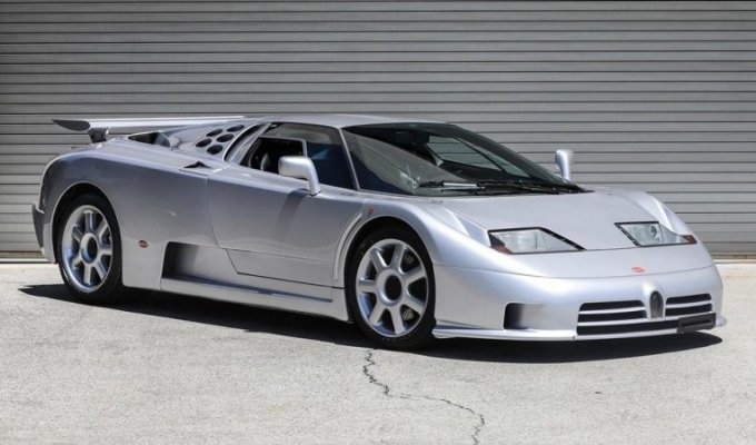 Ультра-редкий Bugatti EB110 Super Sport 1994 года выпуска может быть продан на аукционе за 3,5 миллиона долларов (19 фото)
