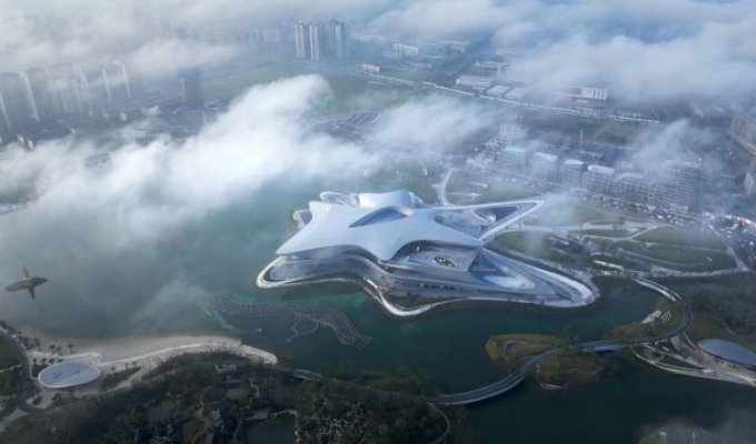 A Science Fiction Museum designed by Zaha Hadid Architects will open in China (9 photos)