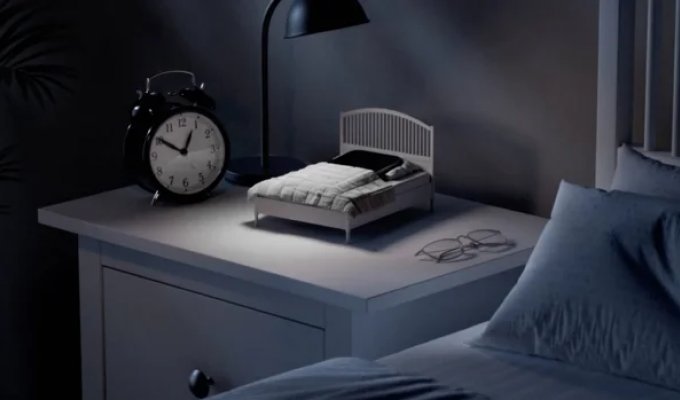 IKEA представила мини-кровати для смартфонов покупателей (2 фото + 1 видео)