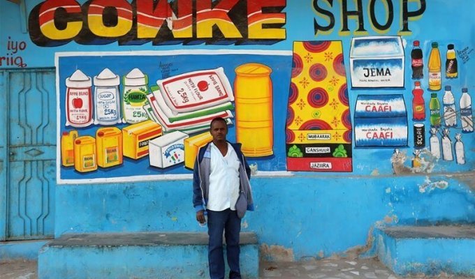 Самобытная красота: необычные витрины магазинов в Сомали (14 фото)