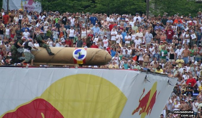 Угарное шоу Red Bull Flugtag - Nashville 2007 (80 фото)