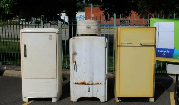 Навіщо японці топлять холодильники: побут найбіднішим шаром населення країни сонця, що сходить (3 фото)