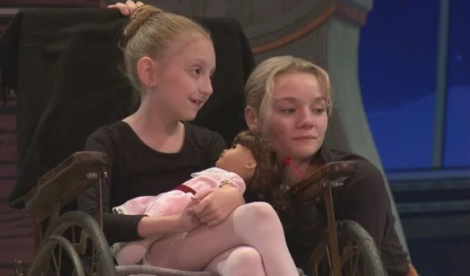 Неизлечимо больная девочка сыграла в «Щелкунчике» и получила высшую награду балетной труппы (6 фото + 1 видео)