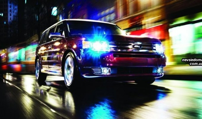 Ford Flex в ночном городе (12 фото)
