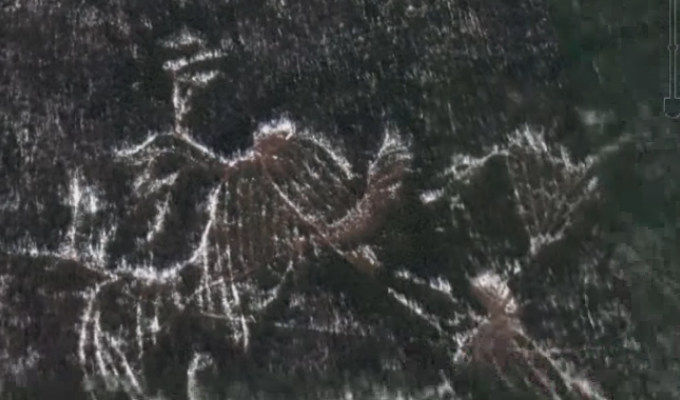 У печально известного перевала Дятлова обнаружены гигантские мистические знаки (3 фото + 1 видео)