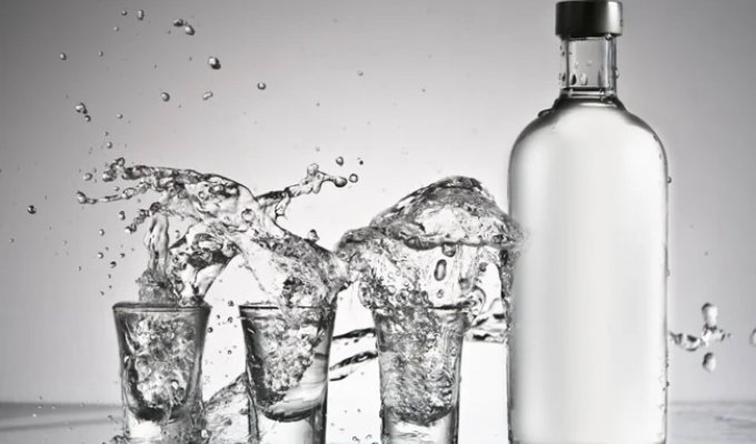 Топ-6 самой дорогой водки в мире в 2025 году (7 фото)