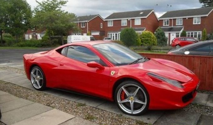 Найдено на eBay. Реплика Ferrari 458 Italia (9 фото)
