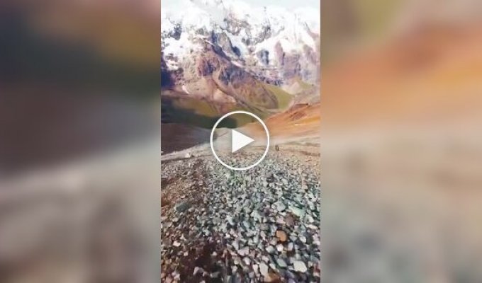 Эпичный спуск покрышки с горы