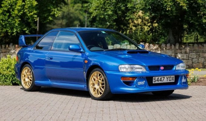 Impreza 22B 1998 want to sell for 635 thousand dollars (19 photos)