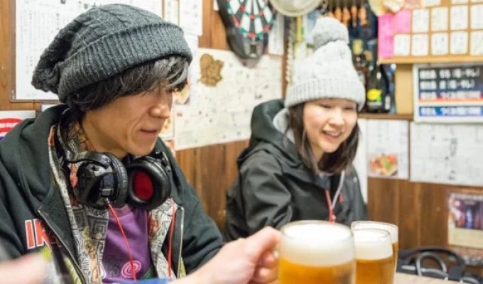 Ossan for rent, or Why the Japanese buy friends (4 photos)
