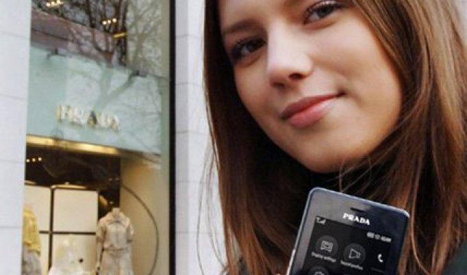 LG Prada – официально представлен, схож с iPhone