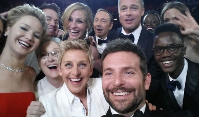 This star selfie from the Oscars is 10 years old. Why was it cursed for its participants? (9 photos + 1 video)