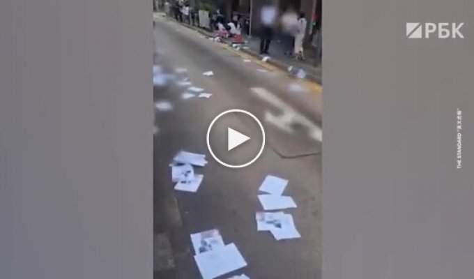 In Hong Kong, debt collectors scattered money with leaflets to find a debtor