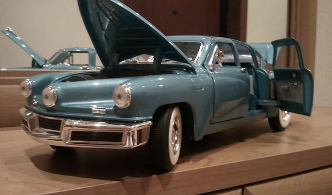 Коллекция моделей авто 1948 до 1975 годов выпуска (41 фото)