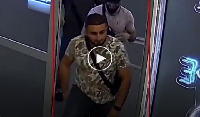 В Тольятти кавказцы ограбили секс-шоп и похитили вибраторы