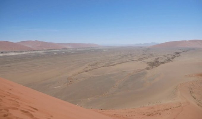 Самые высокие дюны и мертвая долина (9 фото + 1 видео)