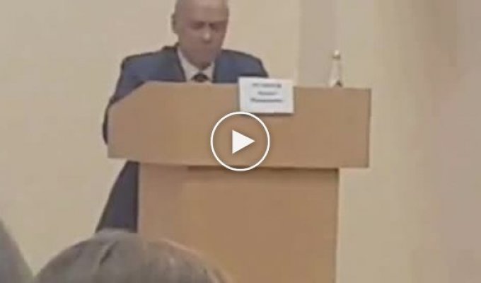 Russian Students Forced to Listen to Lectures on the NWO and the Decaying West