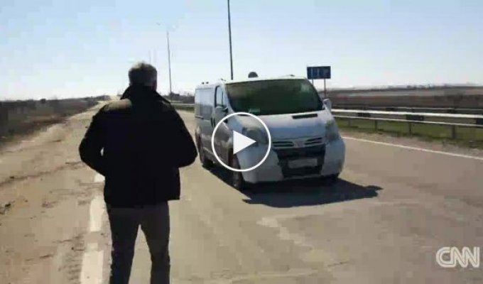Британский журналист Ник Патон Уолш приехал в Николаев со съемочной группой CNN