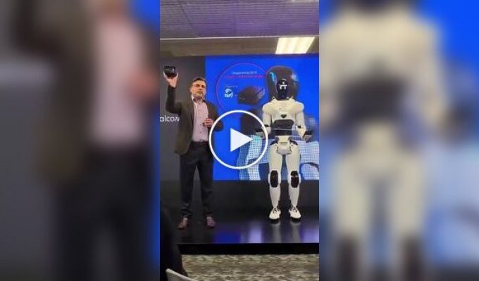 Robot collapsed on stage during a presentation