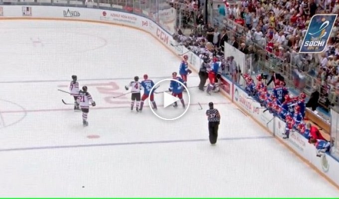 Массовая драка на хоккейном матче Россия - Канада