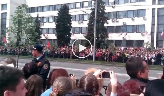 Запрещенный парад в Донецке