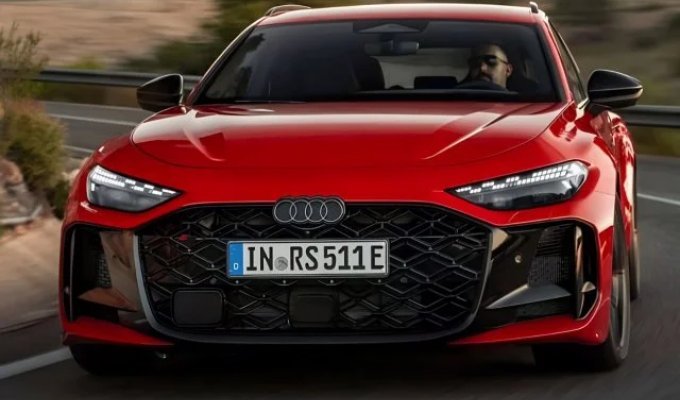 В сеть слили фотографии новой Audi RS5 (7 фото)