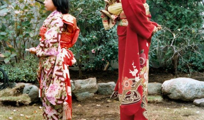 Путешествие японки в свое прошлое (12 фото)