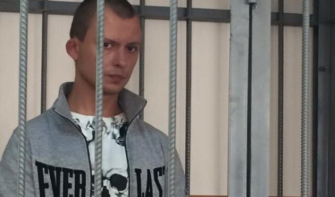 Сбивший насмерть роллера «золотой мальчик» в Волгограде хочет вернуть водительские права (3 фото + 1 видео)
