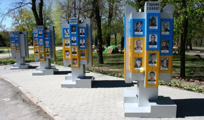 На окраинах памяти: Как выглядит запорожская Аллея защитников Украины