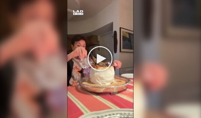 Вогняний фінал свята: бабуся ледве не влаштувала пожежу на дні народження